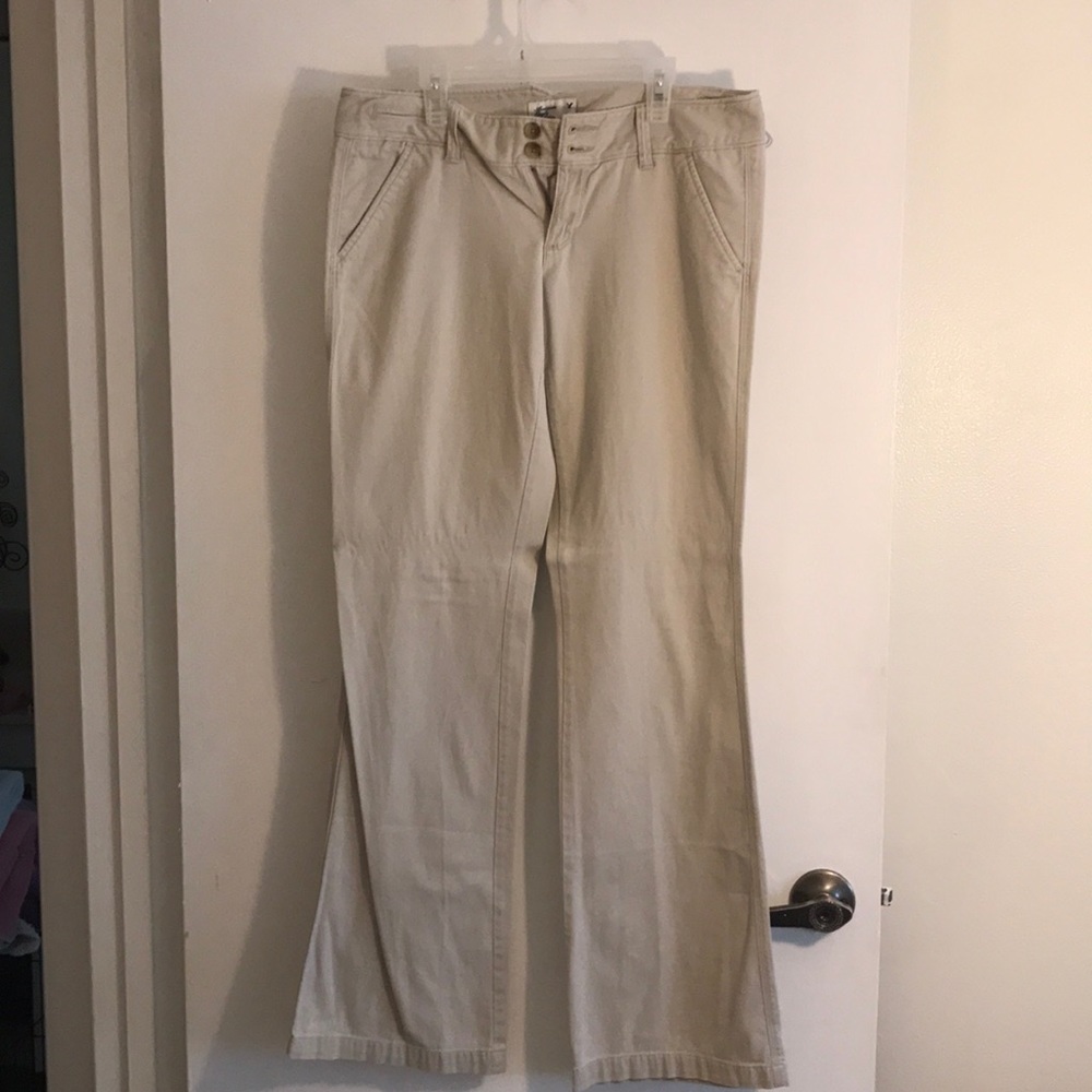 Khaki pants, American eagle size 6 long.